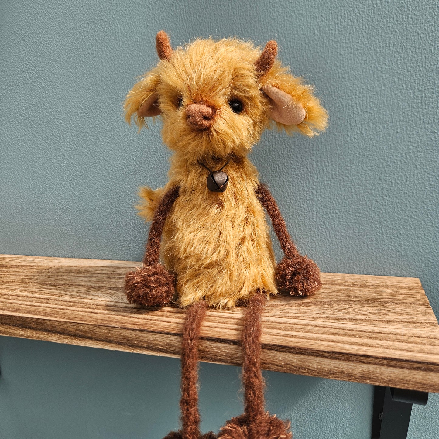 Highland Cow Shelf Sitter #2