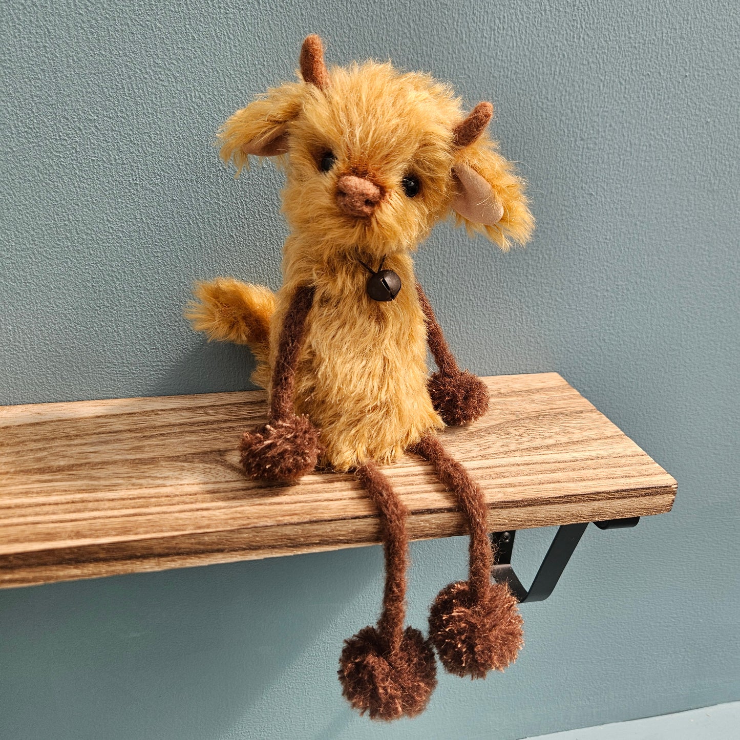 Highland Cow Shelf Sitter #2