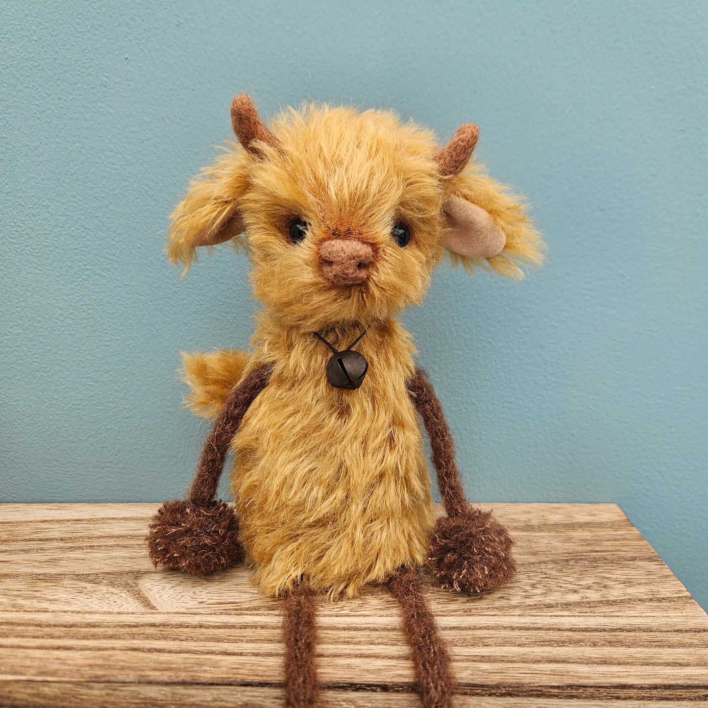 Highland Cow Shelf Sitter #2