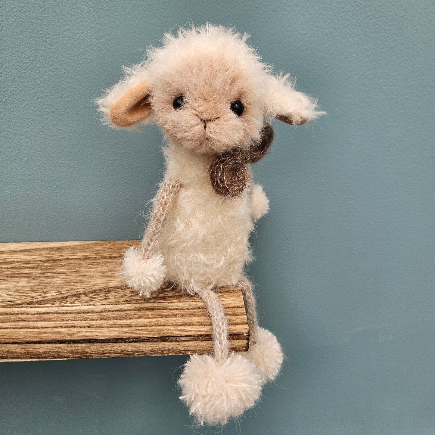 Lamb Shelf Sitter #1