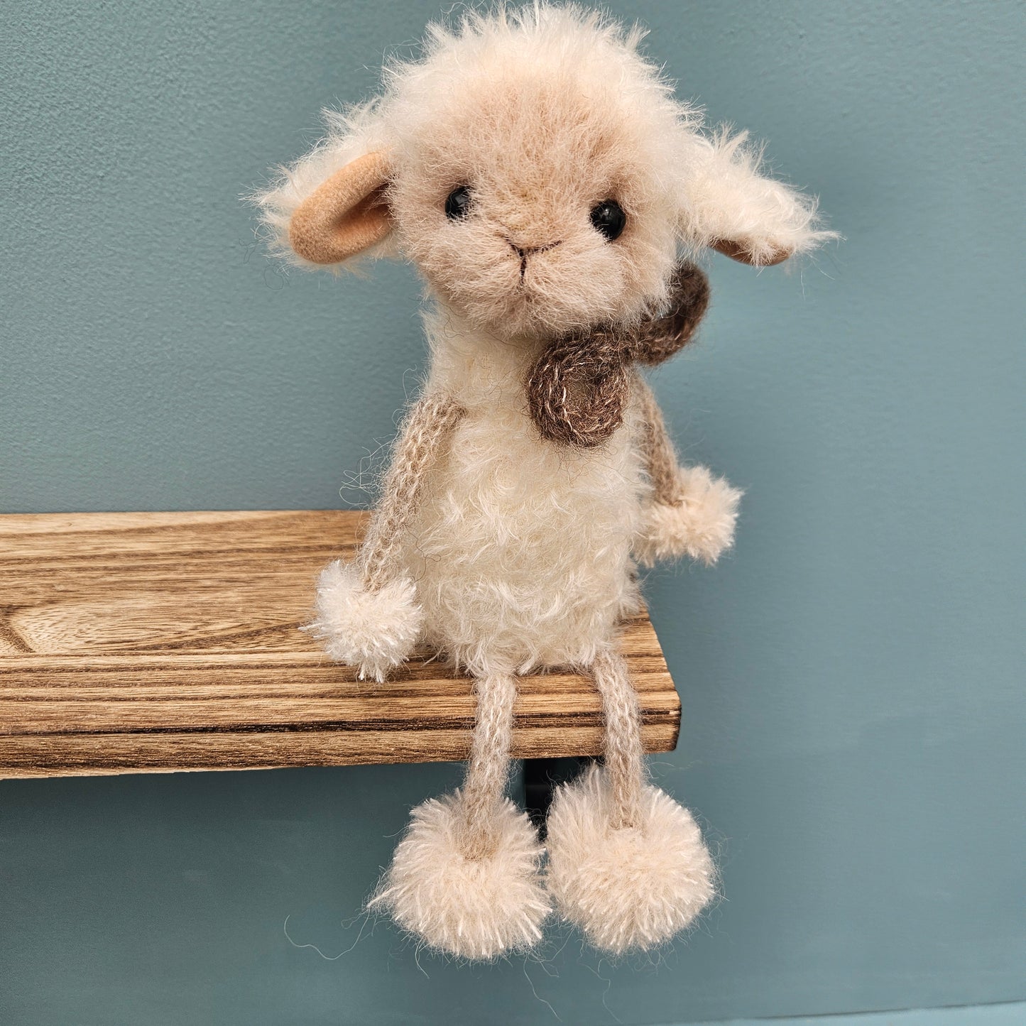 Lamb Shelf Sitter #1