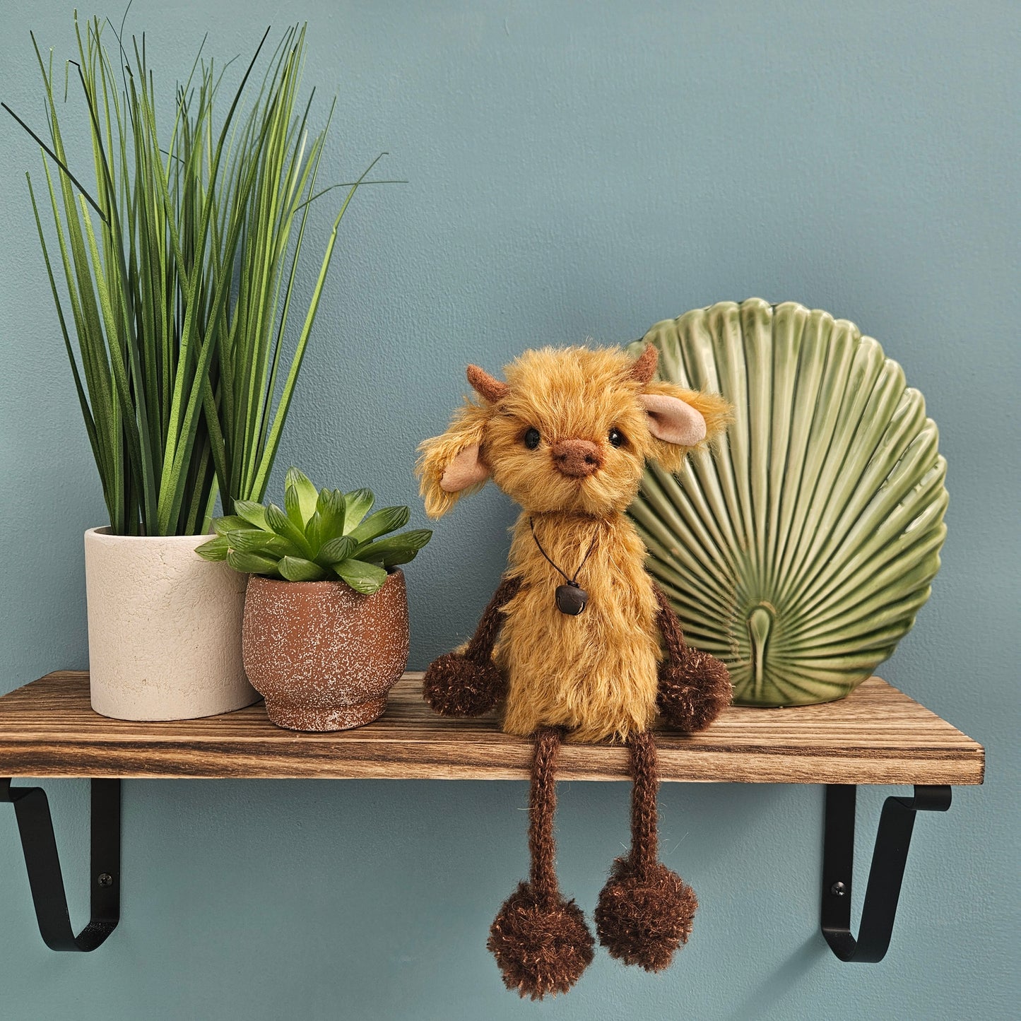 Highland Cow Shelf Sitter #1