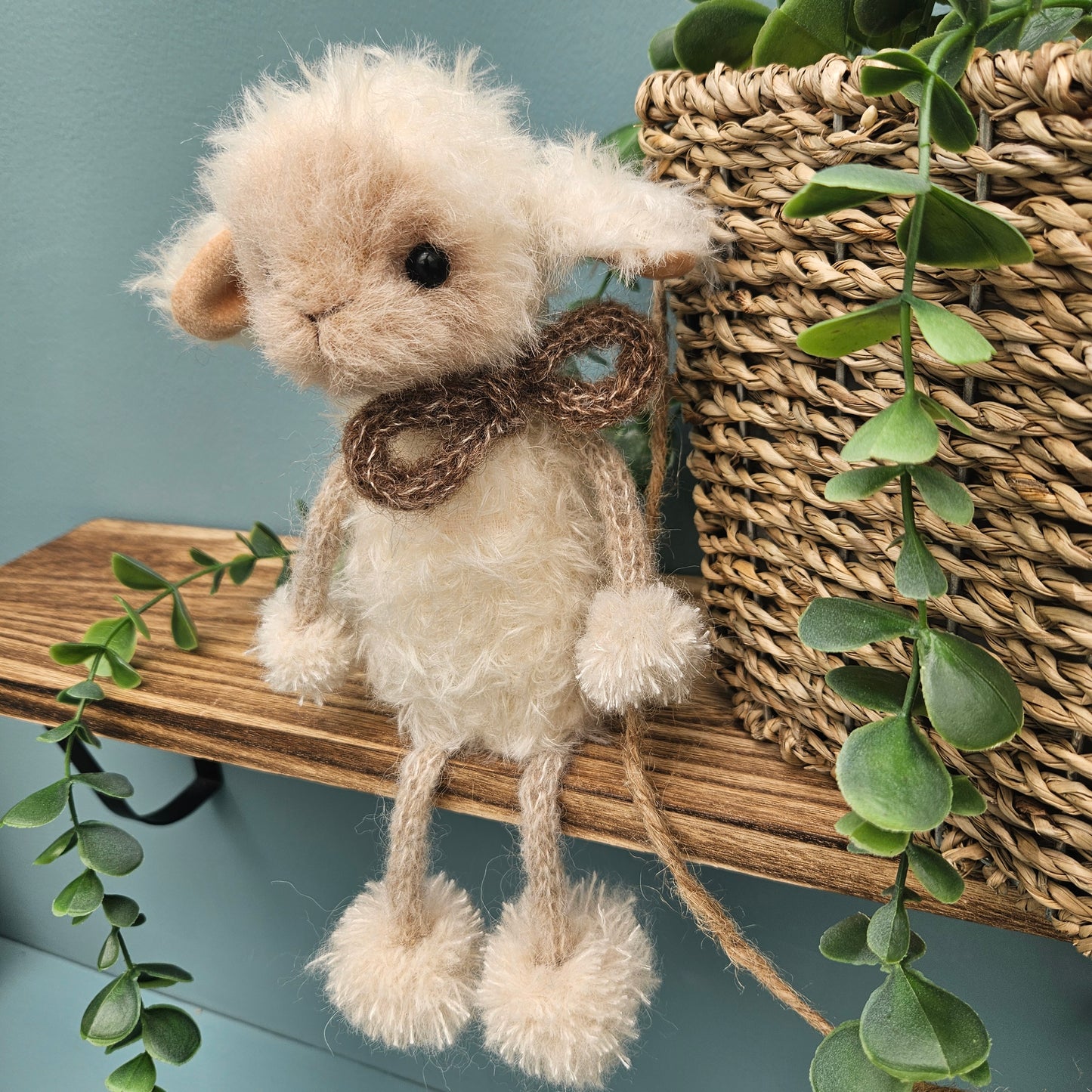 Lamb Shelf Sitter #1